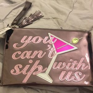 (OS) I-N-C International Concepts clutch wallet